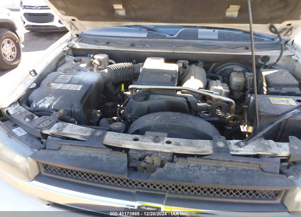 2005 CHEVROLET TRAILBLAZER LS VIN: 1GNDS13S952302811