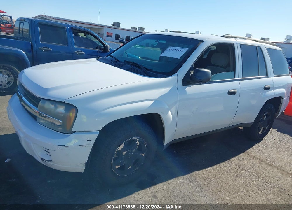 2005 CHEVROLET TRAILBLAZER LS VIN: 1GNDS13S952302811