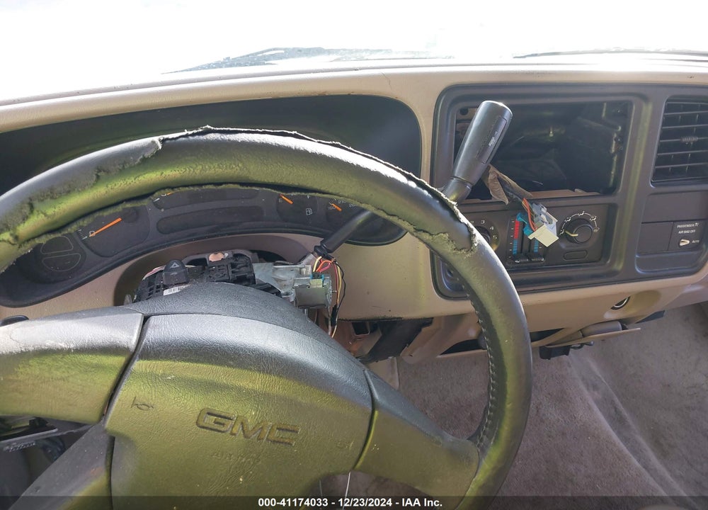 2003 GMC SIERRA 1500 VIN: 2GTEC19V331252481