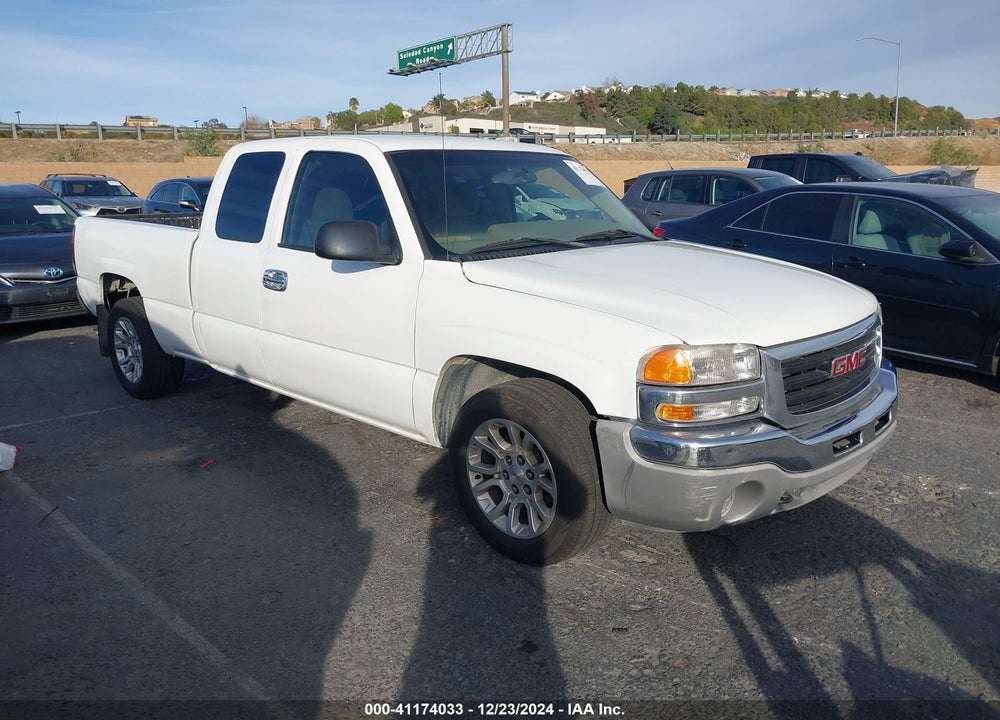 2003 GMC SIERRA 1500 VIN: 2GTEC19V331252481