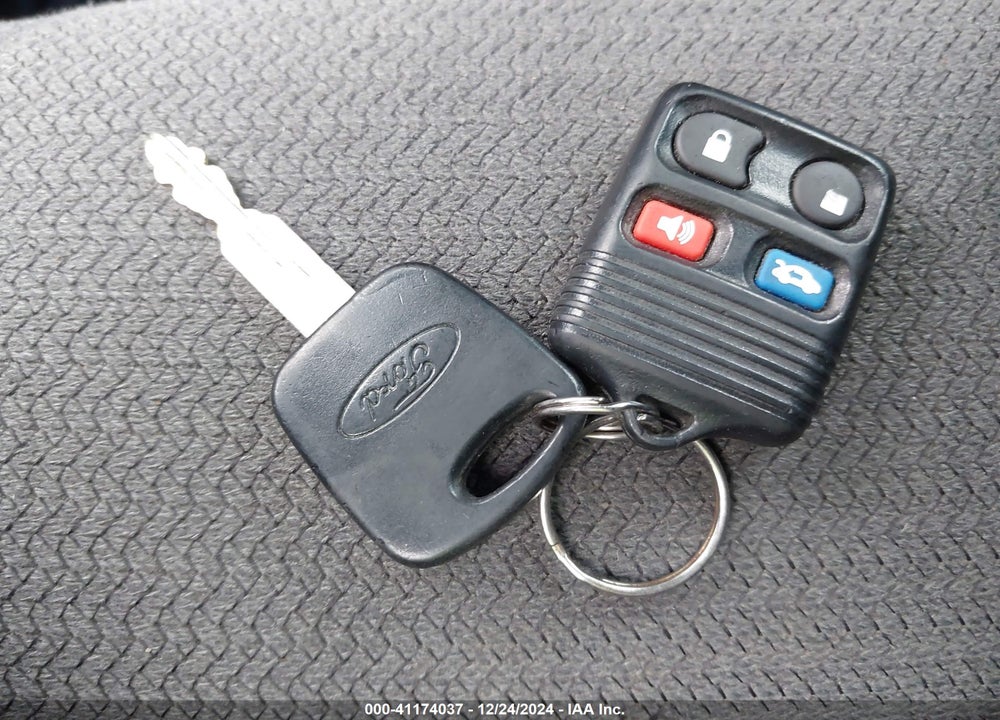 2000 FORD MUSTANG VIN: 1FAFP4040YF182992