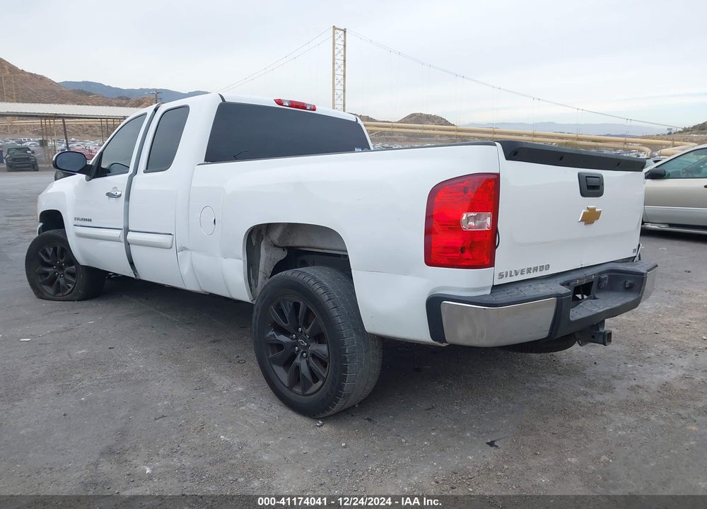 2009 CHEVROLET SILVERADO VIN: 2GCEC29J491119157