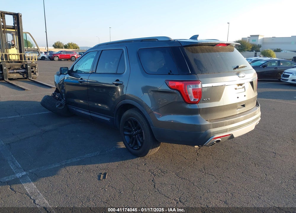 2016 FORD EXPLORER XLT VIN: 1FM5K7D82GGD14383