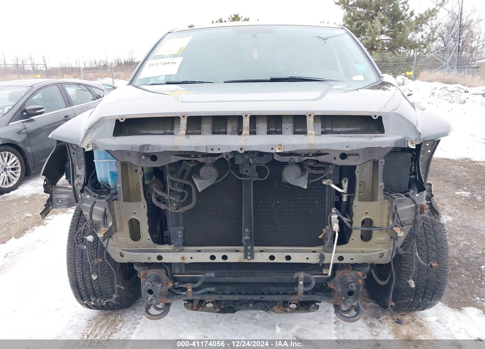 2017 TOYOTA TUNDRA SR5 5.7L V8 VIN: 5TFUW5F15HX592141