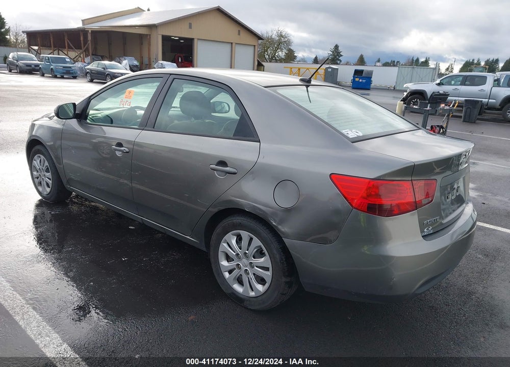 2011 KIA FORTE EX VIN: KNAFU4A2XB5453292