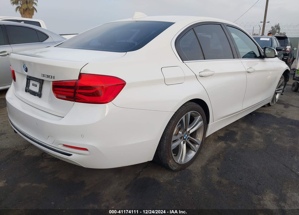 2018 BMW 330I VIN: WBA8B9C56JK677307