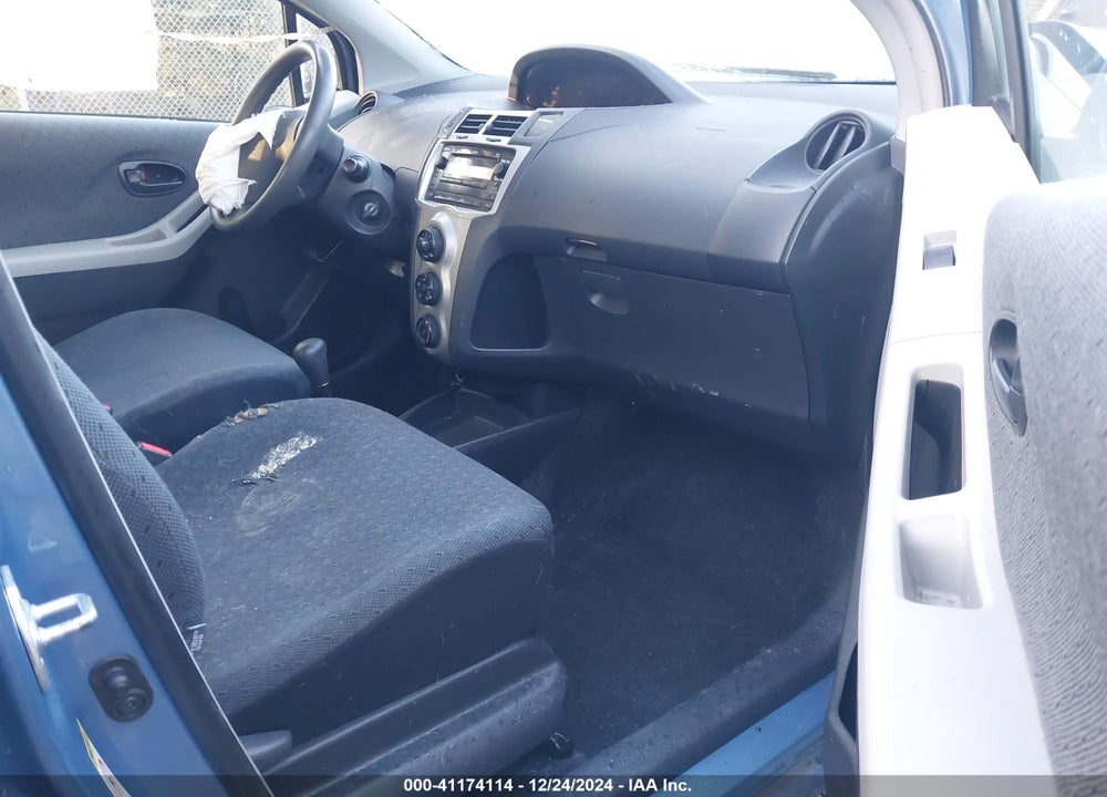 2011 TOYOTA YARIS VIN: JTDKT4K38B5331090