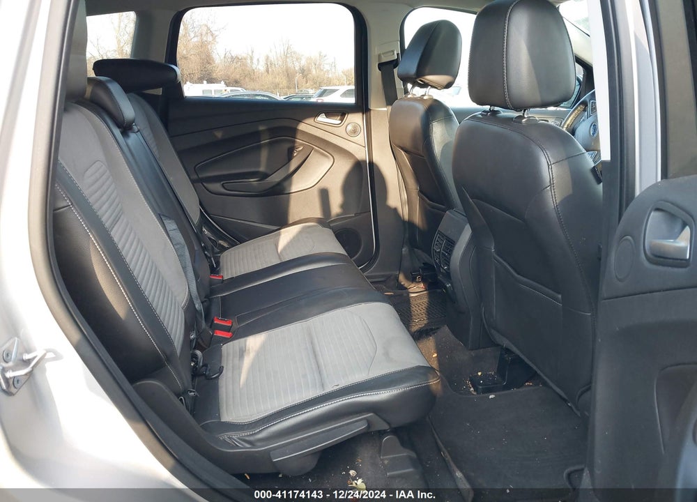 2017 FORD ESCAPE TITANIUM VIN: 1FMCU9J96HUA99555