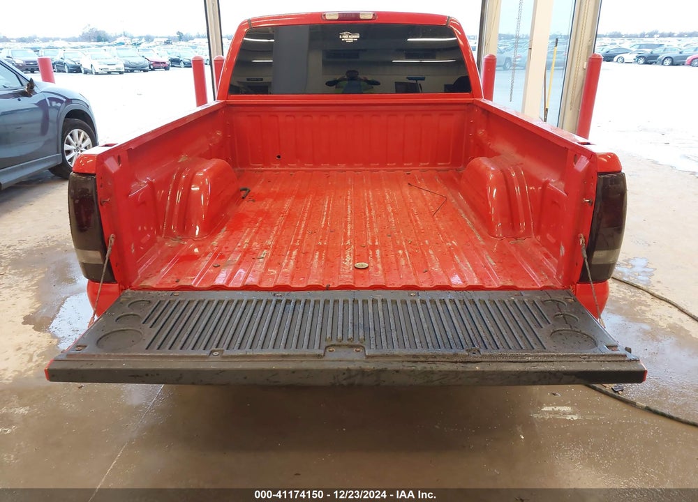 2000 CHEVROLET SILVERADO 1500 LS VIN: 2GCEC19T6Y1406669