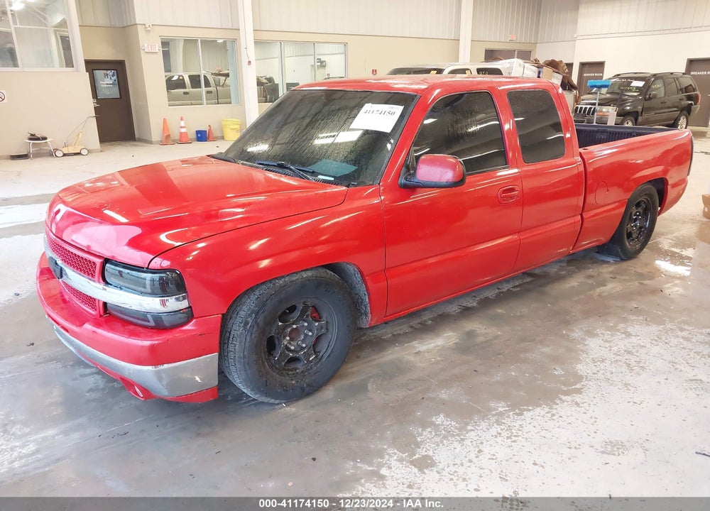 2000 CHEVROLET SILVERADO 1500 LS VIN: 2GCEC19T6Y1406669