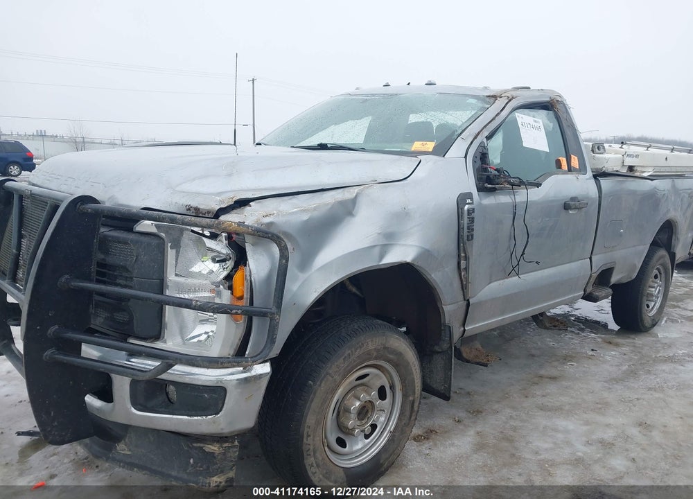2023 FORD F-350 XL VIN: 1FTRF3BA7PEC16275