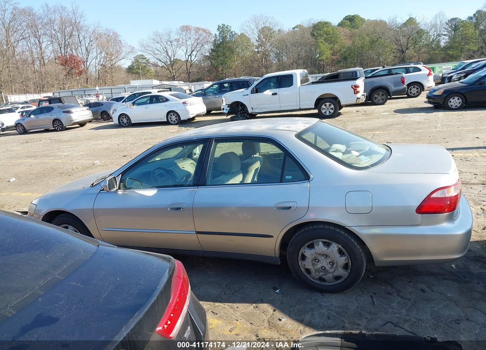 1999 HONDA ACCORD LX VIN: JHMCG5640XC004654