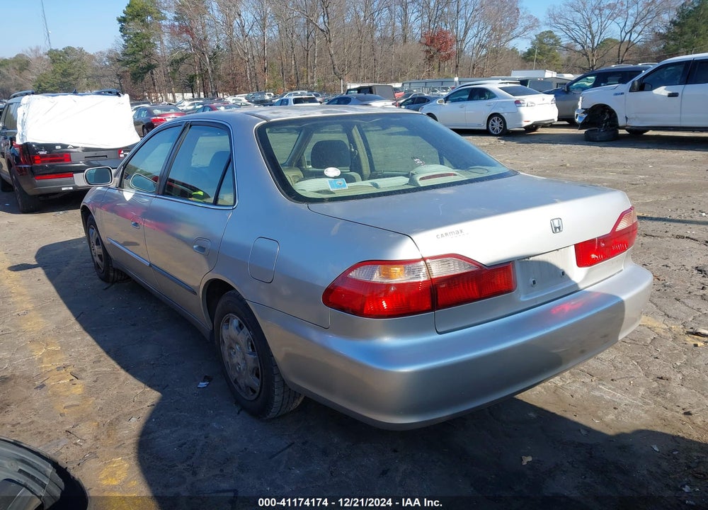 1999 HONDA ACCORD LX VIN: JHMCG5640XC004654