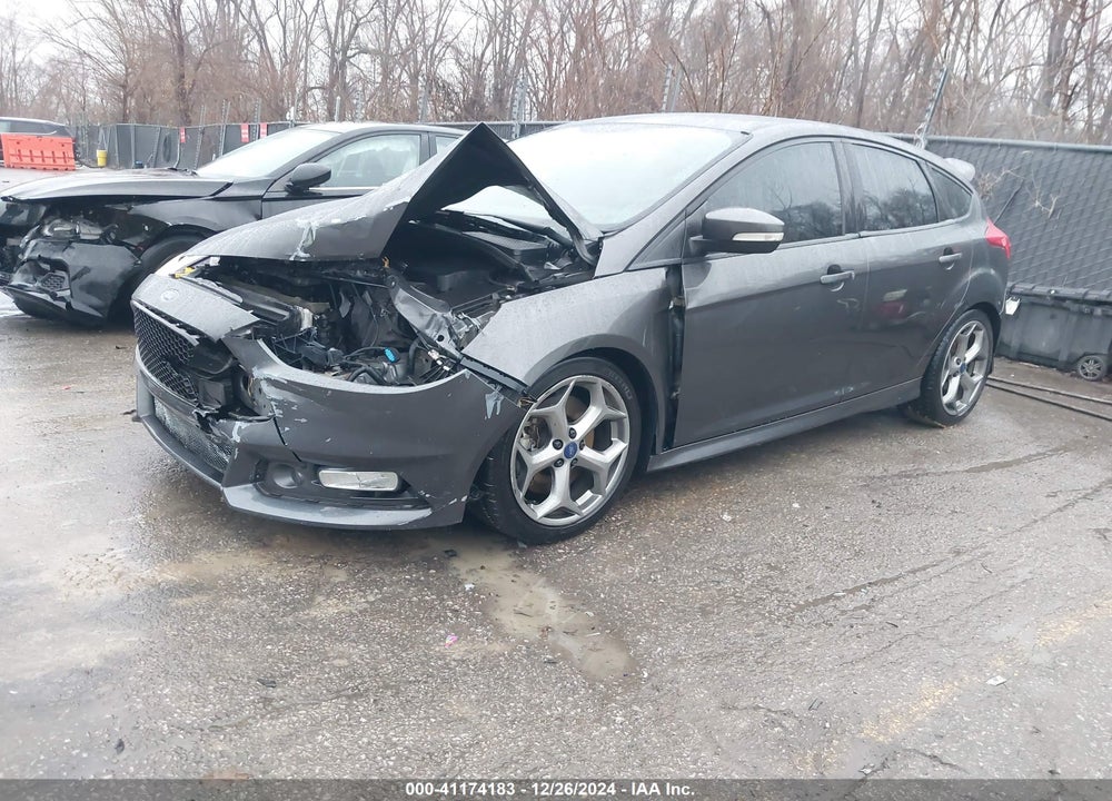2017 FORD FOCUS ST VIN: 1FADP3L92HL257573