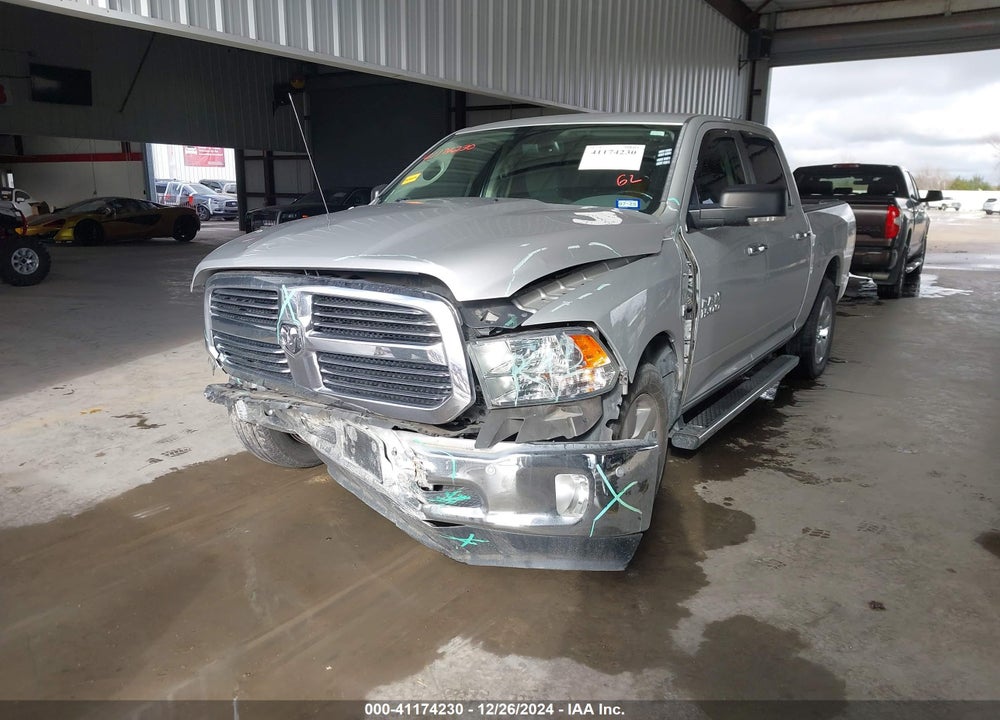 2016 RAM 1500 VIN: 1C6RR6LT8GS107812