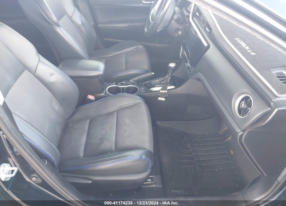 2019 TOYOTA COROLLA VIN: 5YFBURHE8KP942081