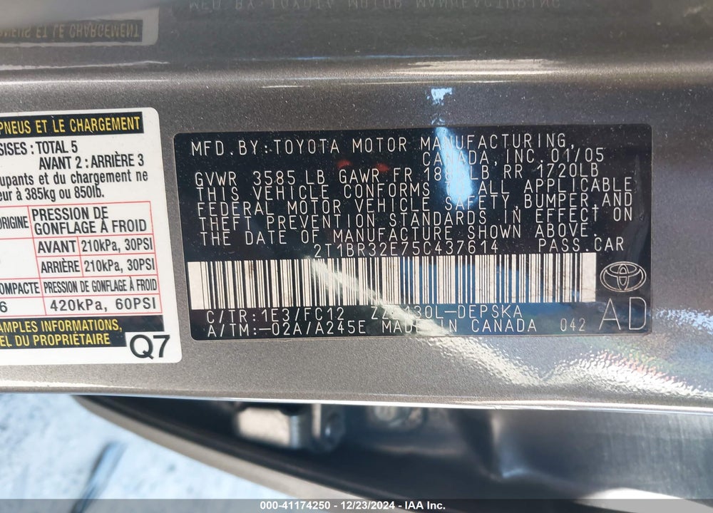 2005 TOYOTA COROLLA S VIN: 2T1BR32E75C437614