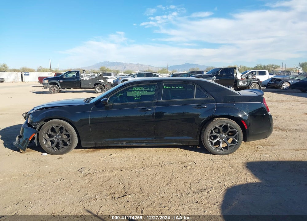 2019 CHRYSLER 300 300S VIN: 2C3CCABG0KH573293