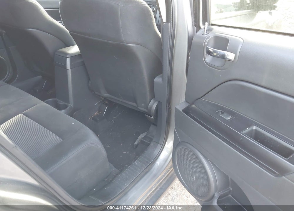 2011 JEEP COMPASS VIN: 1J4NT1FA9BD230886