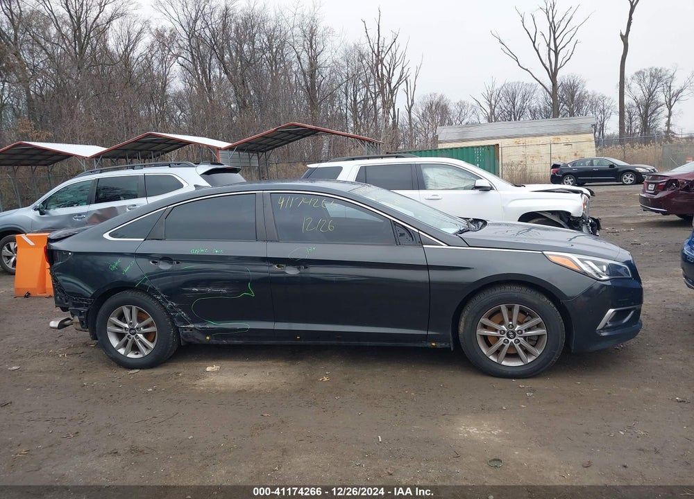 2017 HYUNDAI SONATA VIN: 5NPE24AF4HH468483