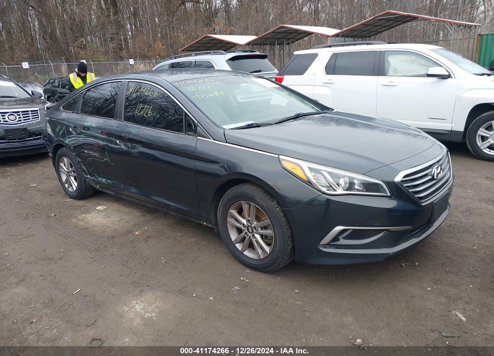 2017 HYUNDAI SONATA VIN: 5NPE24AF4HH468483