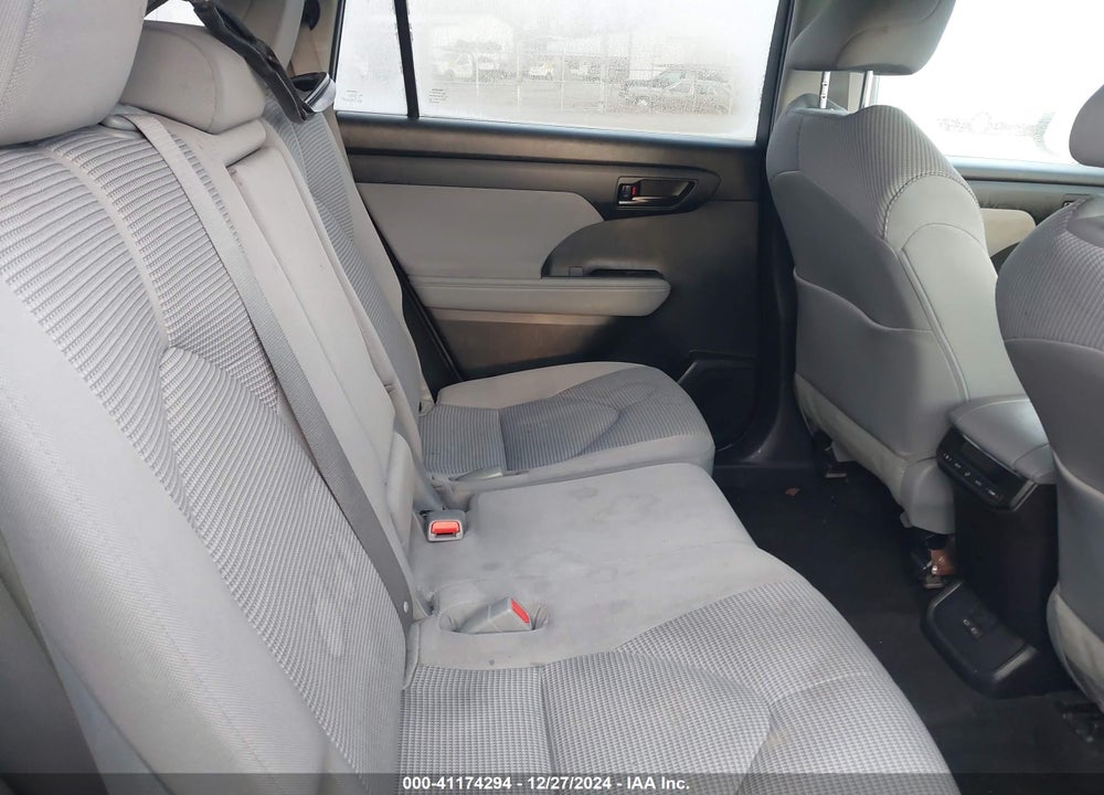 2023 TOYOTA HIGHLANDER LE VIN: 5TDKDRBH1PS038526
