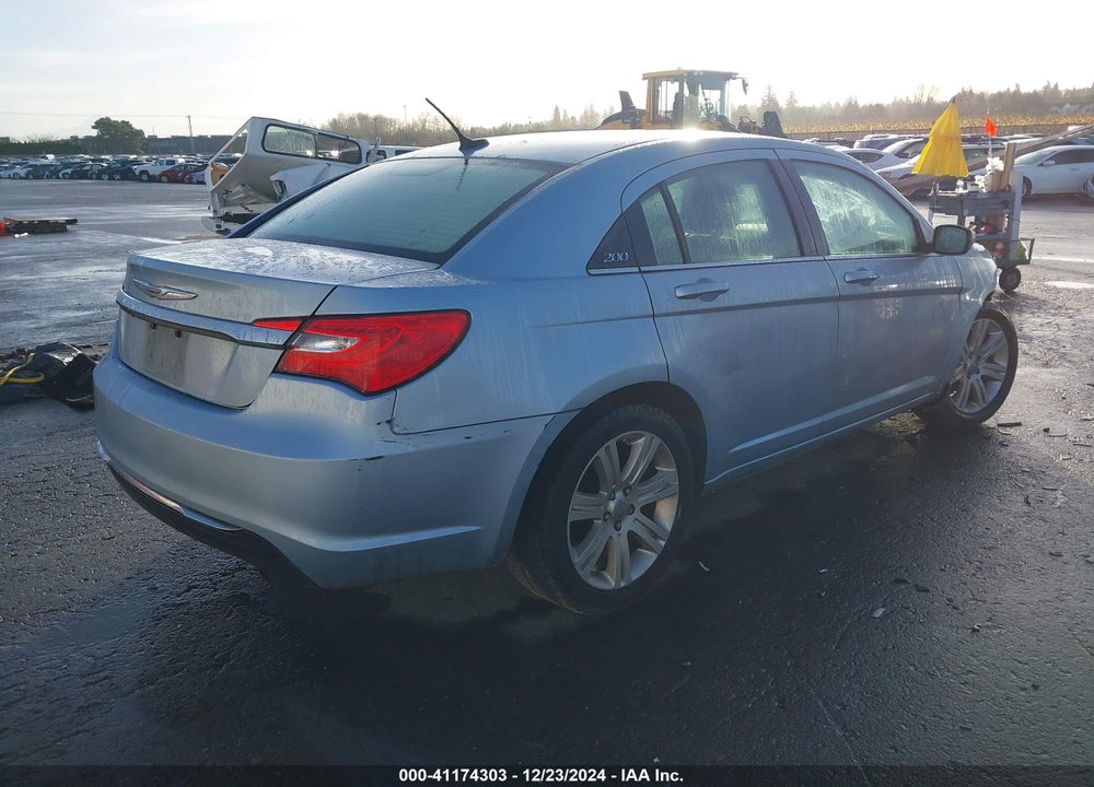 2013 CHRYSLER 200 VIN: 1C3CCBBB7DN593643