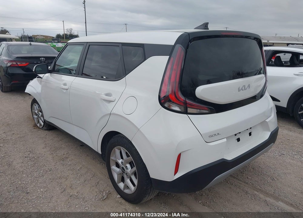 2024 KIA SOUL LX VIN: KNDJ23AUXR7236743