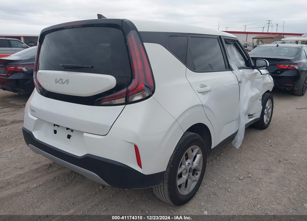 2024 KIA SOUL LX VIN: KNDJ23AUXR7236743