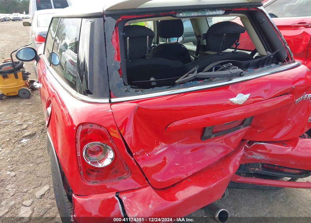 2012 MINI COOPER S VIN: WMWSV3C57CTY27156