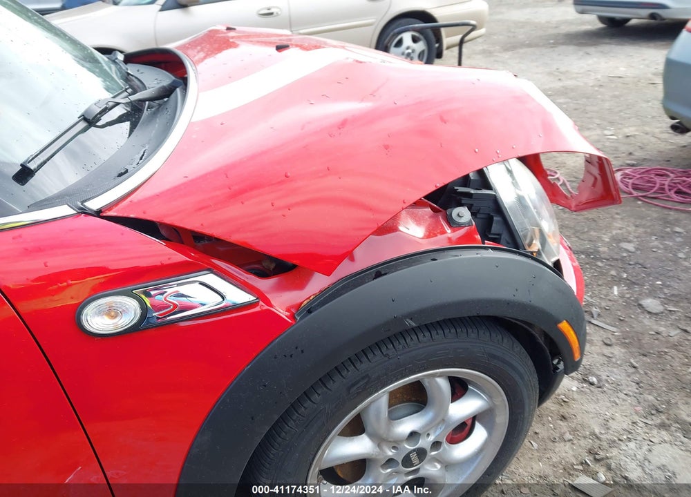 2012 MINI COOPER S VIN: WMWSV3C57CTY27156