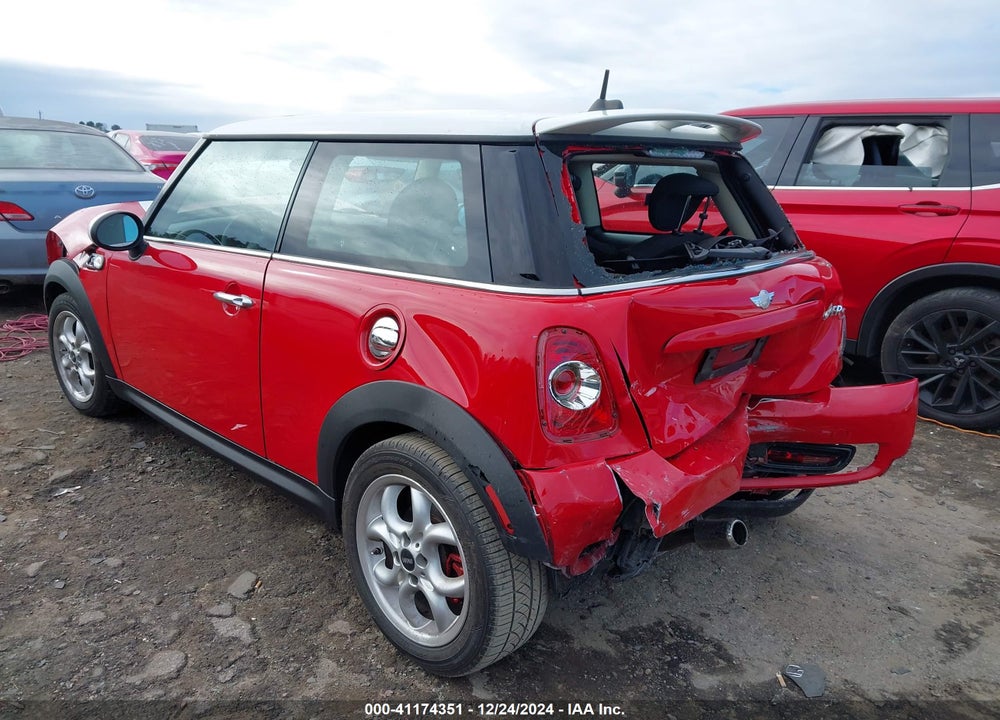 2012 MINI COOPER S VIN: WMWSV3C57CTY27156