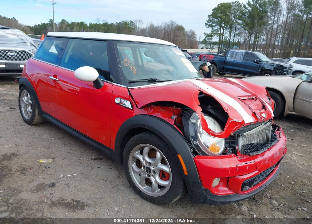 2012 MINI COOPER S VIN: WMWSV3C57CTY27156