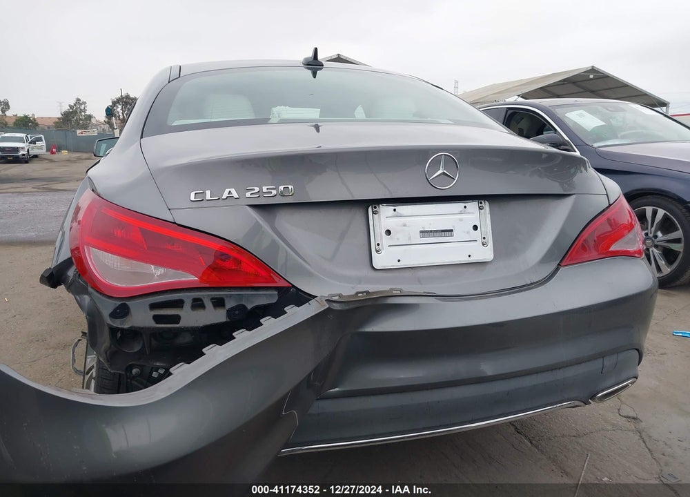 2018 MERCEDES-BENZ CLA 250 VIN: WDDSJ4EB1JN543309