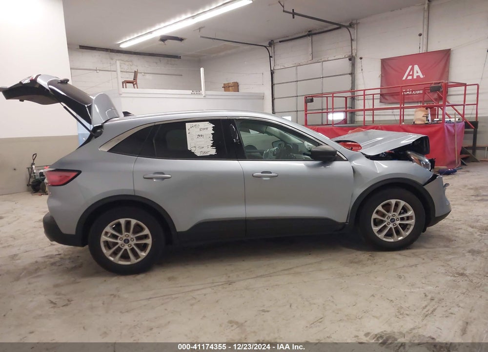 2022 FORD ESCAPE SE VIN: 1FMCU0G69NUB49501