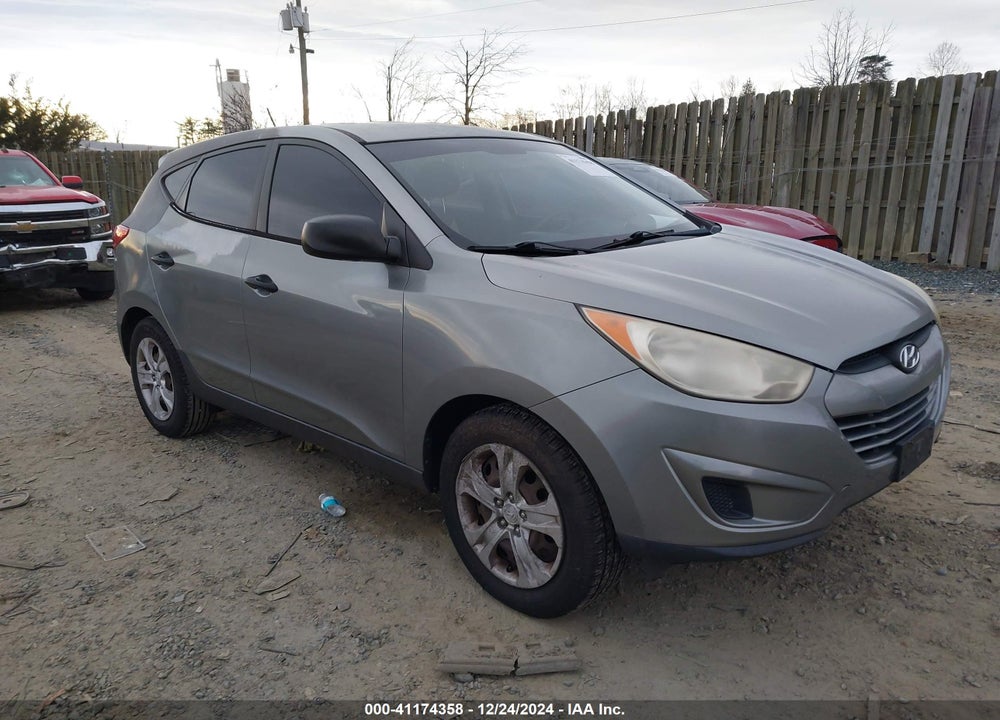 2010 HYUNDAI TUCSON GLS VIN: KM8JT3AC0AU033771