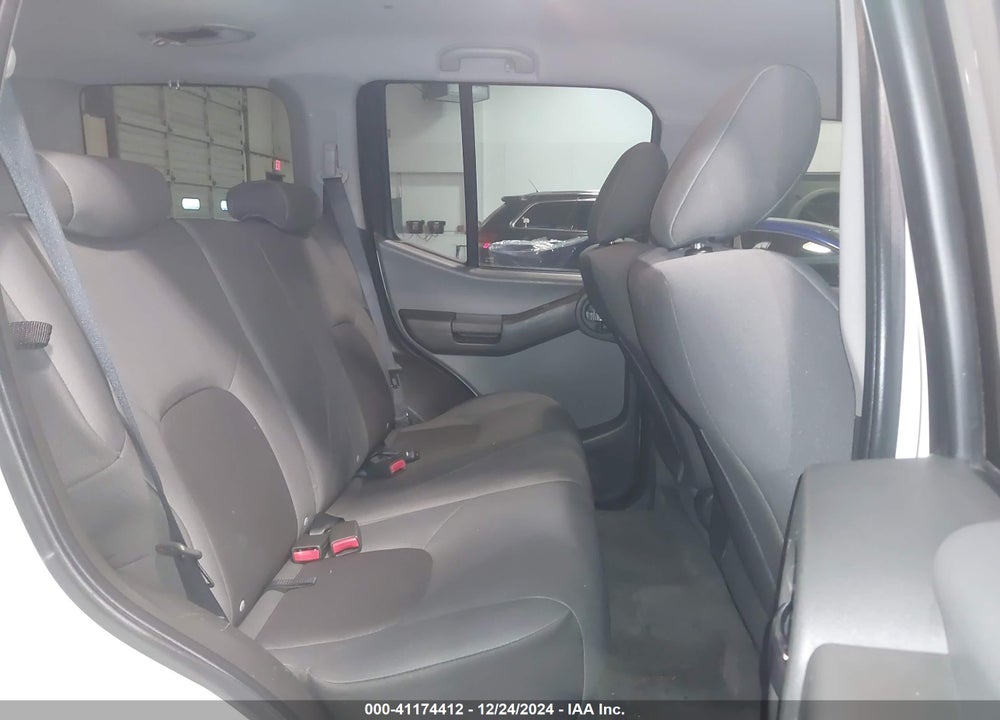 2010 NISSAN XTERRA VIN: 5N1AN0NW2AC513233