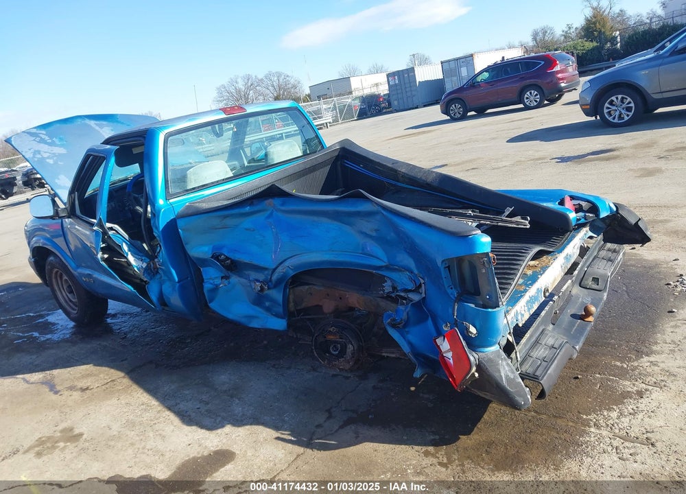 1995 CHEVROLET S TRUCK S10 VIN: 1GCCS1445SK252571