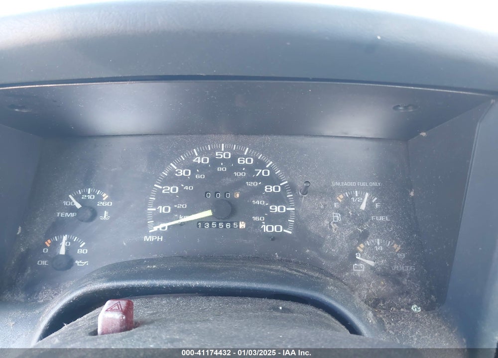 1995 CHEVROLET S TRUCK S10 VIN: 1GCCS1445SK252571