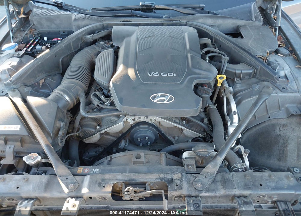 2015 HYUNDAI GENESIS 3.8 VIN: KMHGN4JE8FU065807