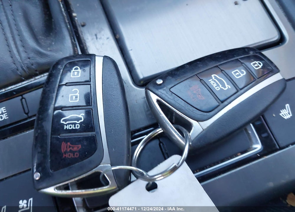 2015 HYUNDAI GENESIS 3.8 VIN: KMHGN4JE8FU065807
