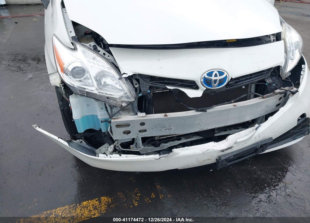 2015 TOYOTA PRIUS TWO VIN: JTDKN3DUXF1884654