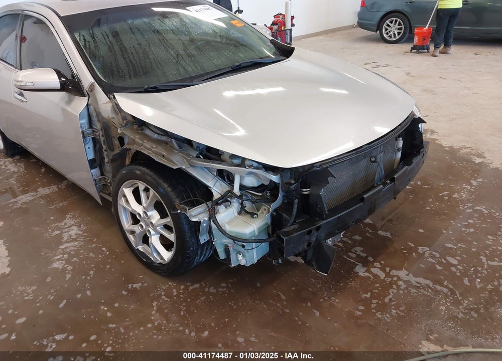 2014 NISSAN MAXIMA VIN: 1N4AA5AP5EC485242