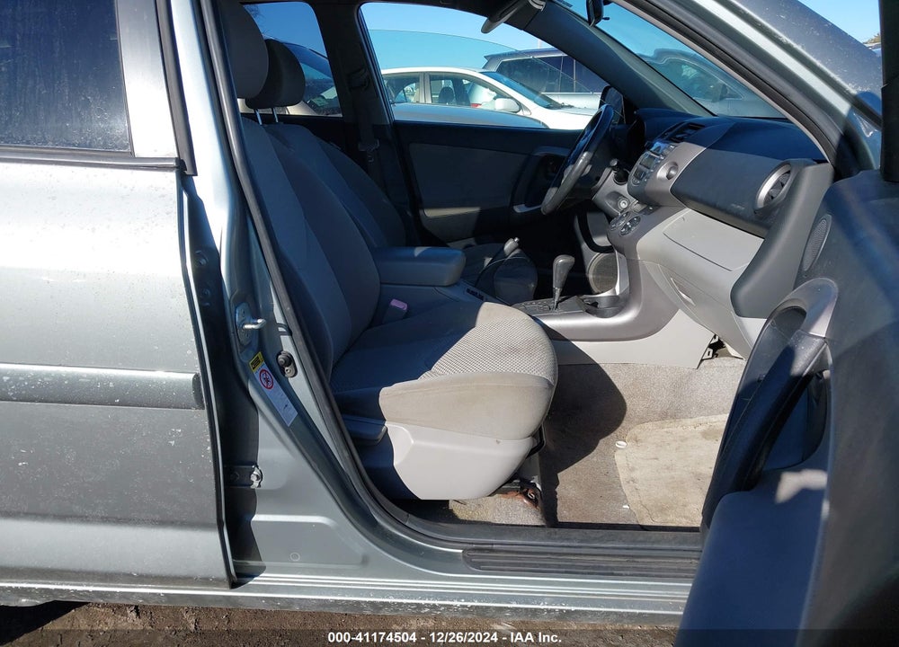 2007 TOYOTA RAV4 LIMITED VIN: JTMBD31VX75074211