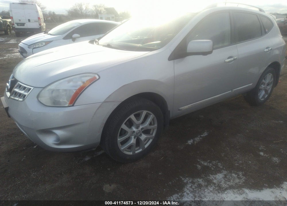 2013 NISSAN ROGUE SV W/SL PKG VIN: JN8AS5MV7DW108723
