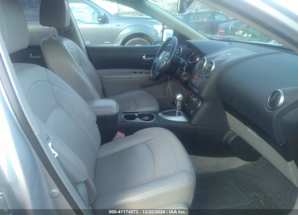 2013 NISSAN ROGUE SV W/SL PKG VIN: JN8AS5MV7DW108723
