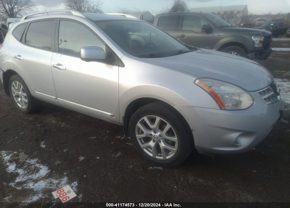 2013 NISSAN ROGUE SV W/SL PKG VIN: JN8AS5MV7DW108723