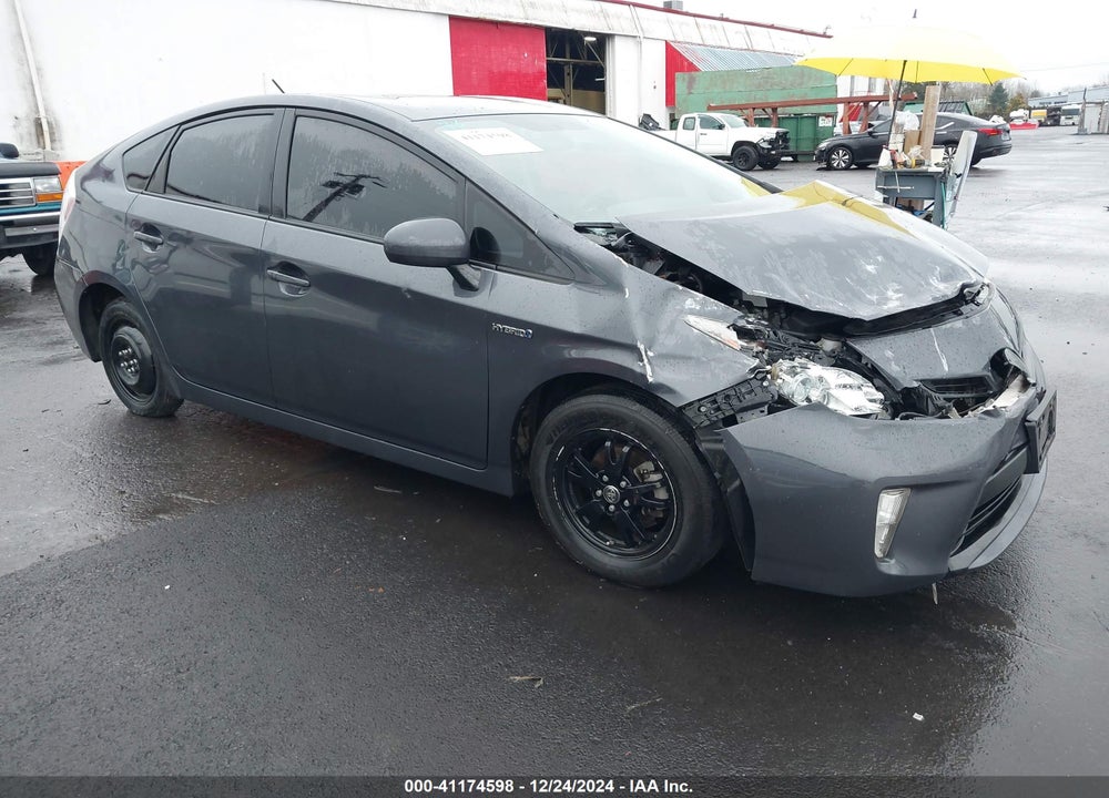 2013 TOYOTA PRIUS TWO VIN: JTDKN3DU7D1719495