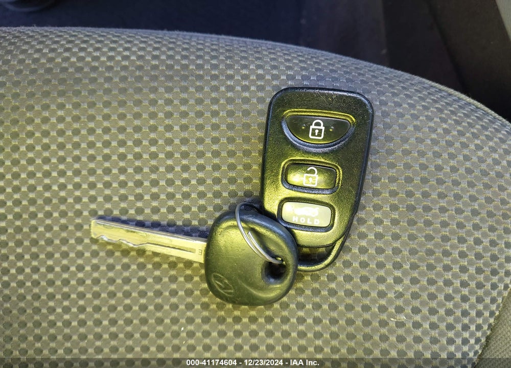 2013 HYUNDAI SONATA GLS VIN: 5NPEB4AC8DH730456