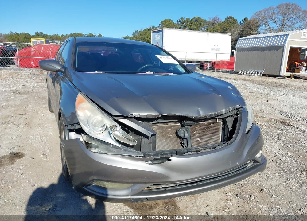 2013 HYUNDAI SONATA GLS VIN: 5NPEB4AC8DH730456